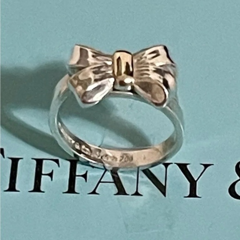 Tiffany & Co. Bow Ribbon Ring Size 7 Silver & 18K Gold, Vintage Tiffany Ring